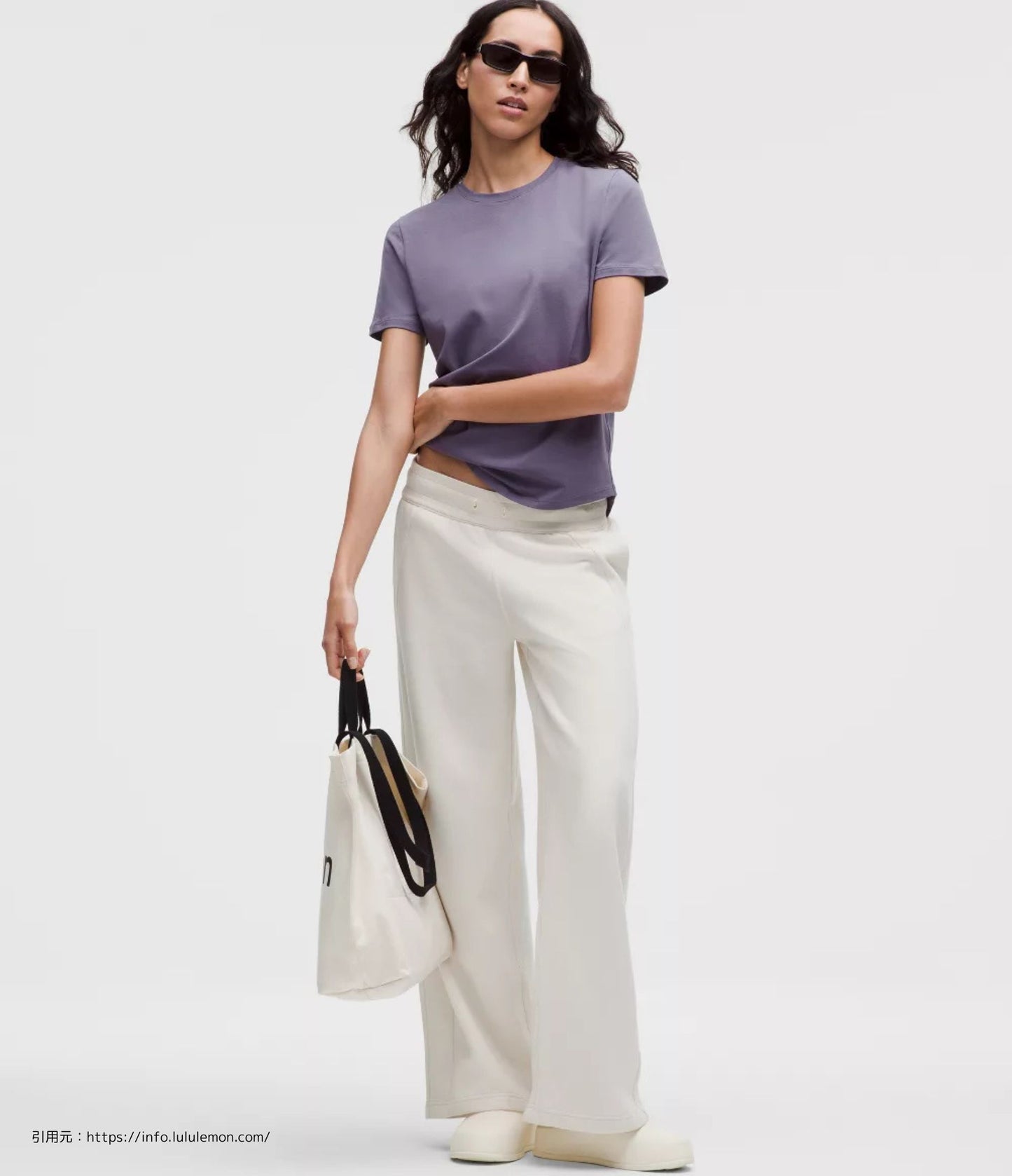 ラブ クルー ネック T-シャツ